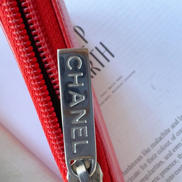 Chanel Caviar Interlocking CC Logo Timeless Continental Wallet Red - Picture 4 of 7